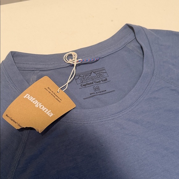 Patagonia NWT Men Capilene Cool Trail Crew Neck Tee Utility Blue Durable Medium - Picture 5 of 9